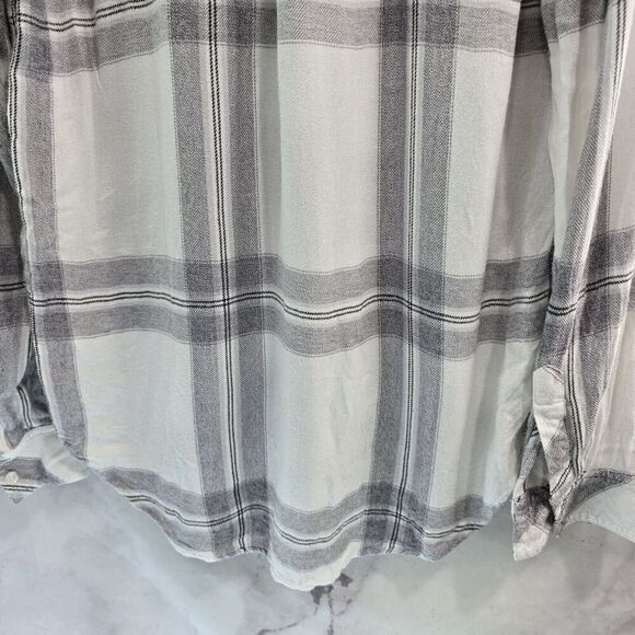 Rails Shirt Womens Medium White Gray Flannel Plaid Button Up Hunter Ash Cinder - Picture 7 of 16